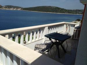Studio apartment in Sevid with sea view, balcony, air conditioning, WiFi 5169-3