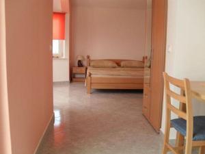 Studio apartment in Sevid with sea view, balcony, air conditioning, WiFi 5169-3