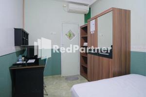 Pondok Hijau Syariah Mitra RedDoorz At Citraland Surabaya