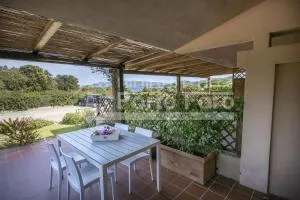 HRH242 - Appartamento sulla spiaggia di Porto Mannu - Proiettore