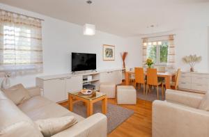 Comfortable 2BDR Apartment Laura Lapad with private garage