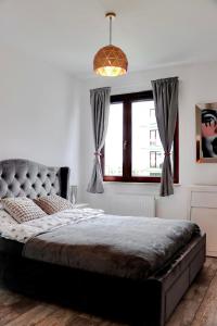 Lavender Hill Apartment