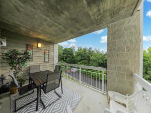 Stay-A-While Whispering Pines 433