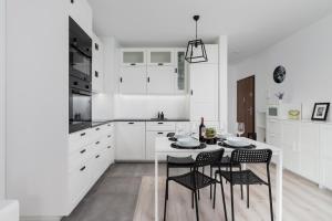 Krowodrza Apartment Premium with Balcony by Renters Prestige