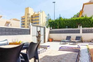 Groundfloor Pink Torrevista