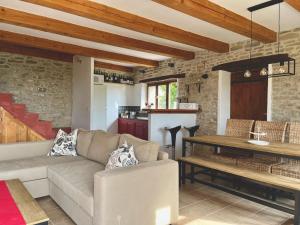 Spacious Langhe Vacation Family House With Large Garden - Nocciolina