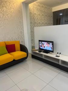 20 HoMESTAY COZY STUDIO MOUNT AUSTIN TEBRAU NEAR JUSCO TOPPEN