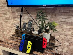 清潔#快適#広々なんば駅徒歩8分#9名宿泊可#Wi-Fiswitch#大画面TV