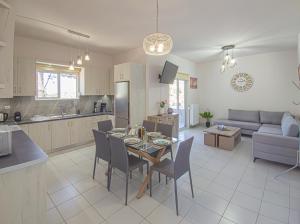 Lampros house in the countryside