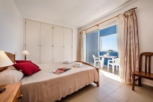 Sunny Villa with Pool Access