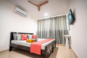 Yellow Bells Signature HITEC City