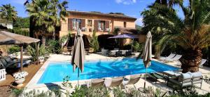 B&B / Chambres d'hotes Maison Prestige Saint Tropez by Roberto Geissini : photos des chambres