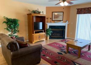 Tennessee Retreat Whispering Pines 631