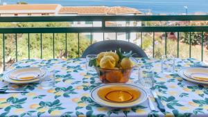 Sea view balcony img12