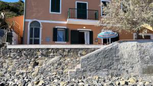 Casa La Nave Enfola - ArgonautiVacanze