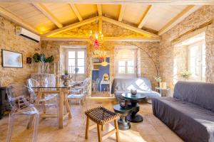 Entire Filitsas Stonehouse in Paxos with pool