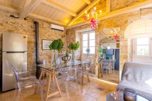 Entire Filitsas Stonehouse in Paxos with pool