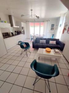 Maisons de vacances Maison de charme avec piscine : photos des chambres