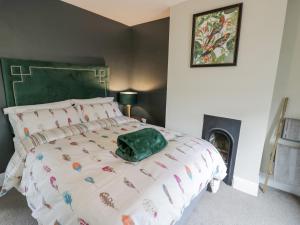 Dobbies Den