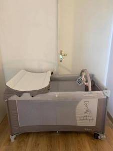 Appartements L'Olivier Centre ville Parking Disneyland 4 personnes et 1 bebe : photos des chambres