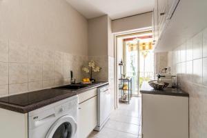 85m with loggia near the sea