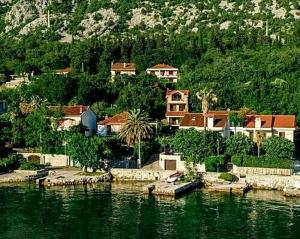 Loft Apartment Capitano on the sea shore