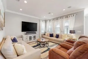 Emerald Isle at Villa Lago - Grosh