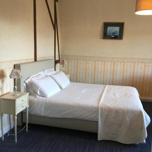 B&B / Chambres d'hotes La Villa L'Argentine : Chambre Double avec Salle de Bains Privative