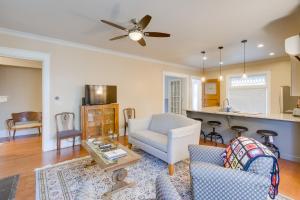 Updated Sheboygan Home w Porch < 1 Mi to Beach