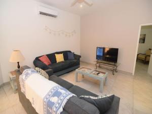 Beautiful Mountain side home Casa Sunny Side