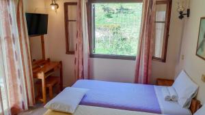 Elenis Apartments & Studios 1