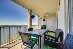 Lakefront Osage Beach Condo Balcony and Pool Access - Kaiser