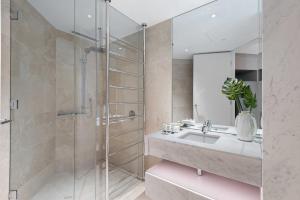 Chic St Kilda Retreat, Close to Beach & Eats