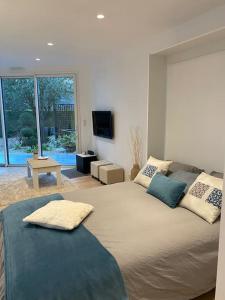 L’Annexe Studio indépendant avec vue sur jardin