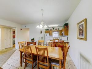 Greenbrier Getaway Whispering Pines 524