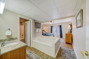 Livin It Up Whispering Pines 632