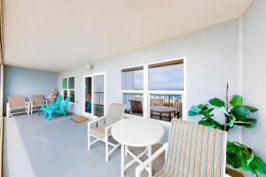 Islander Beach Resort unit 3009
