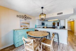 Islander Beach Resort unit 3009