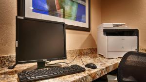 Best Western Plus Casino Royale - On The Strip (No Resort Fees + Free Parking), Hotels Las Vegas - big - 98