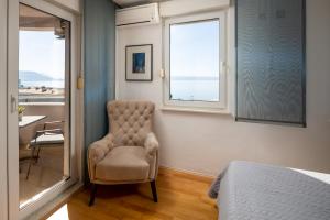 Big modern two - bedroom apartment with sea view and balcony - Spalato