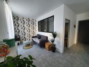 Appartements Roanne centre, appartement refait a neuf. : photos des chambres