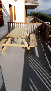 Apt les luges pour 4 à 6 pers vue vallée wifi