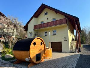Six-Bedroom House room in Willa Larysa Agro