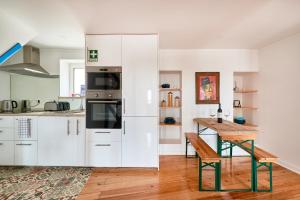 Cozy Flat in Santa Apolonia
