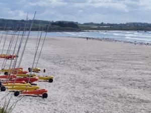 Maisons de vacances Holiday home close to beach, Cleder : photos des chambres