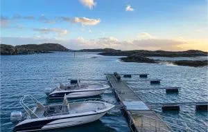 Nice Apartment In Offersøy With Sauna - 勒丁恩