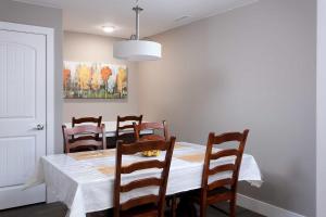 Stellas at Estancia W203 condo