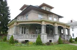 Tarry Here Mansion Bed & Breakfast - Port Allegany