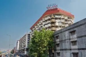 Hotel Galaxy Opp Surat Railway Station - Surat