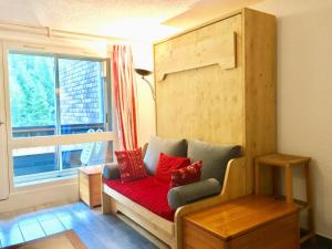 Appartements Residence Herbouilly - Studio pour 4 Personnes 814 : photos des chambres